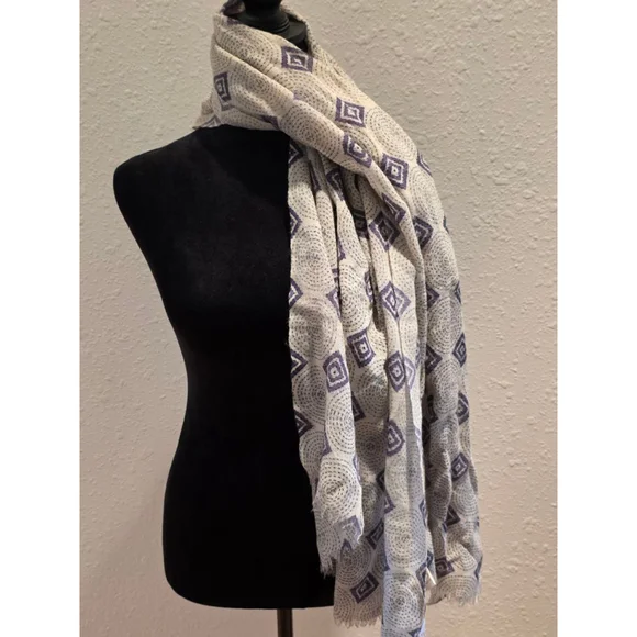 Women's YARGICI Beige & Blue Patterned Wool Scarf One Size - Picture 4 of 7